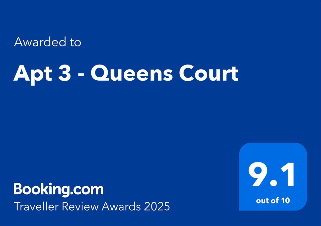 Apt 3 - Queens Court Scarborough Ngoại thất bức ảnh